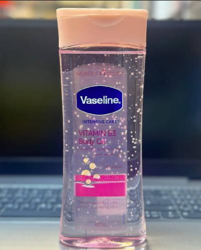 [005209] VASELINE VITAMIN B3 BODY OIL 400ML